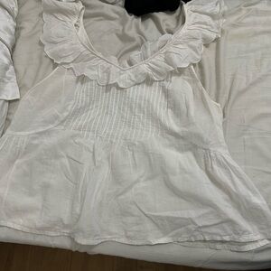 H&M White blouse with Ruffled Details